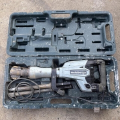 Used Equipment Sales Breaker, Electric 65lb D handle in Allentown PA